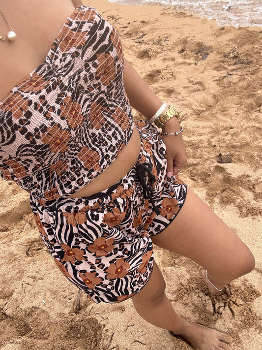 Kealia ladies wild hau beach shorts